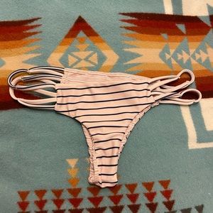 Acacia Maui bottoms in Cape Cod